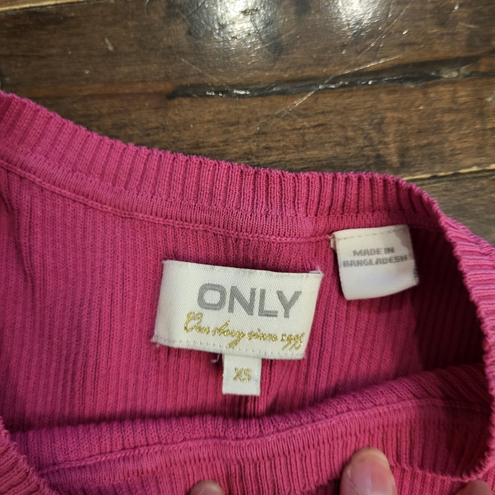Only Pink Ribbed Crop Top - Picture 2 of 3